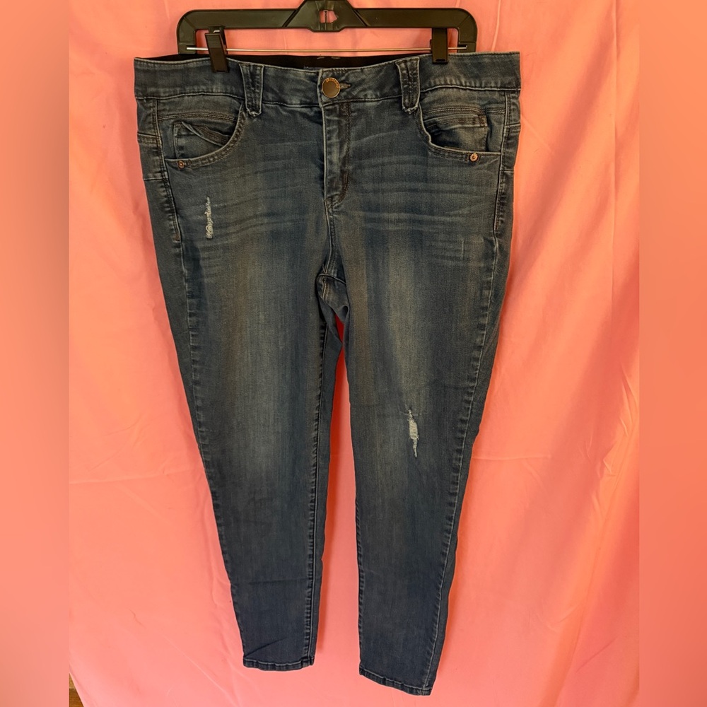 Stretch ankle cropped jeans